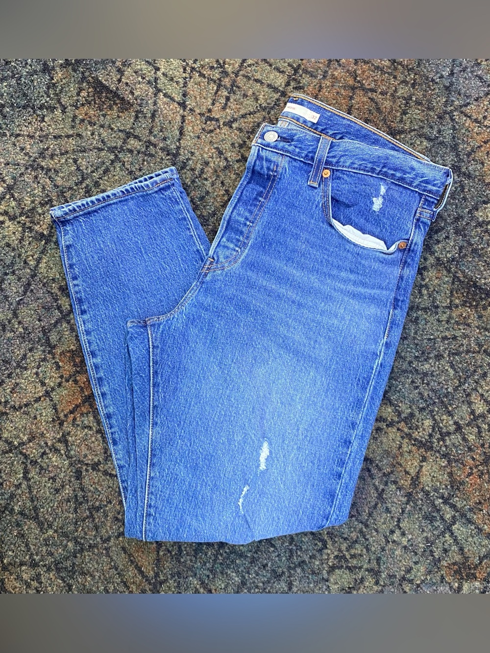 Levi’s Premium Wedgie Distressed Button Fly Jeans Size 32